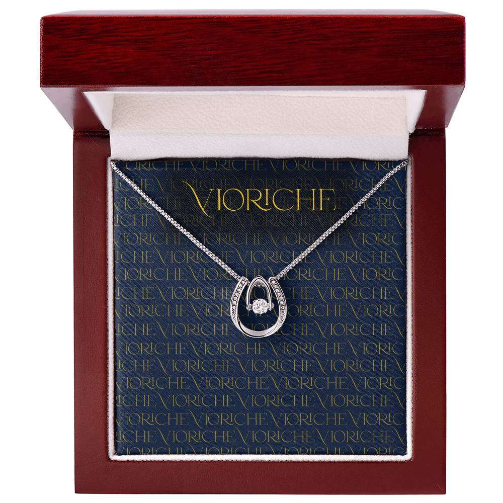 Vioriche - Lucky In Love Necklace